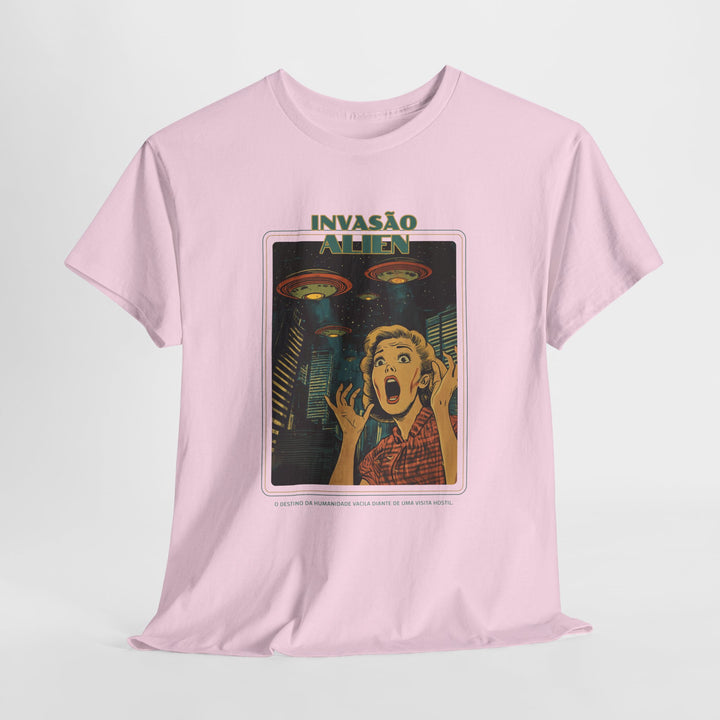 Alien Invasion - Vibzzy™ T-Shirt - Retro Flynn